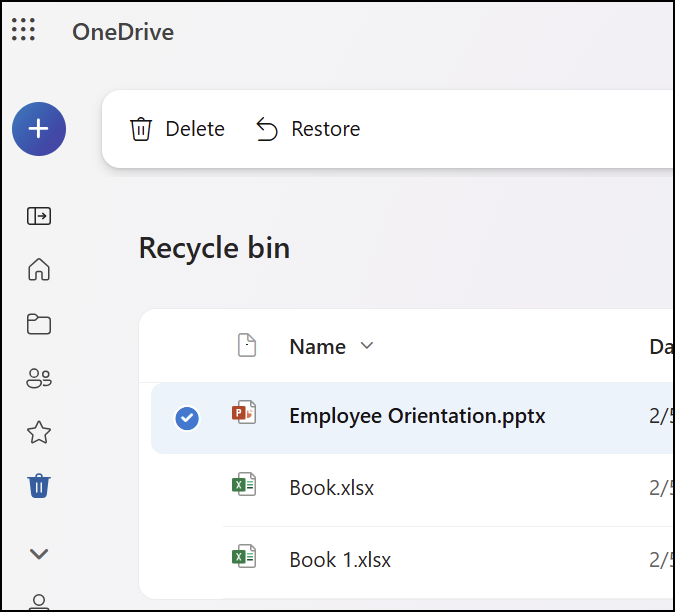 หน้า Recycle Bin ของ OneDrive บนเว็บ แสดงรายการไฟล์ที่ถูกลบพร้อมปุ่ม Restore