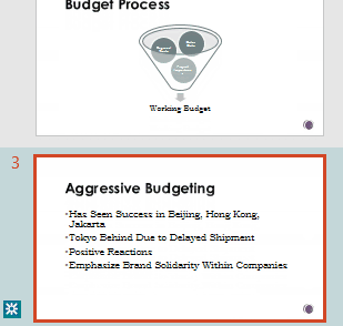 กรอบไฮไลต์สีส้มแสดงสไลด์ที่ถูกแก้ไขในแถบ thumbnail ของ PowerPoint