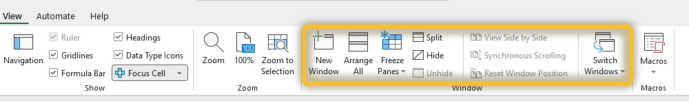 แท็บ View ของ Excel กลุ่ม Window ที่ไฮไลต์สีเหลือง มีปุ่ม New Window, Arrange All, Freeze Panes, Split และ View Side by Side